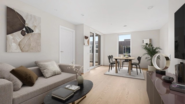 Velkommen til Tangen Torv 13, en svært pen leilighet med gode møbleringsmuligheter