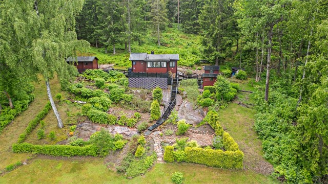 Krogsveen v/Sondre Trøseng Gjellum ønsker velkommen til Svelvikveien 436!