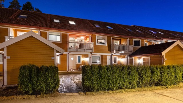 Robin Lauritzen v/ Krogsveen Eiendomsmegling har gleden av å presentere Prinsessetunet 53!