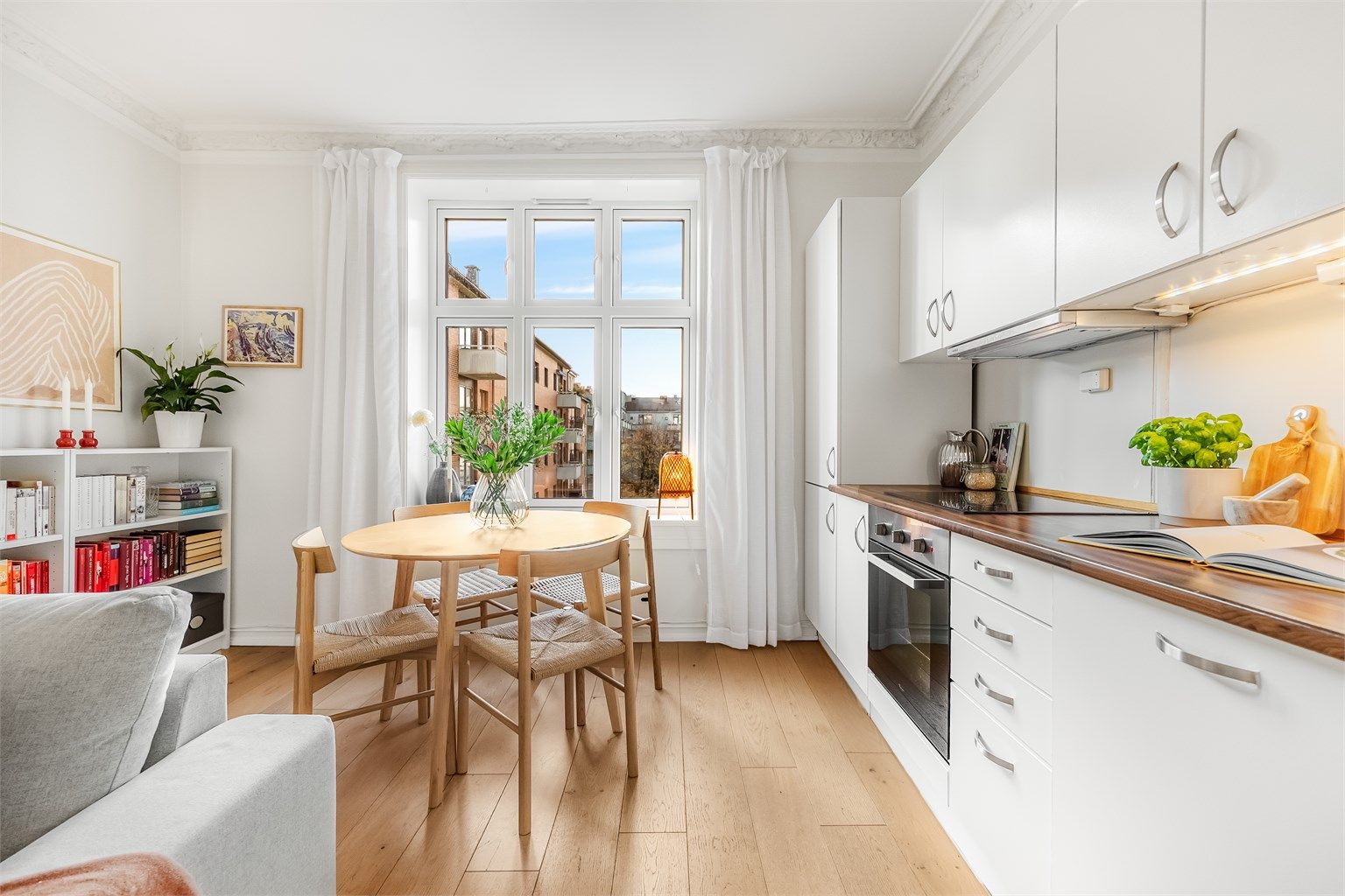 Velkommen til Arbos gate 1A! Presentert av Sara Marie Zachariassen v/ Krogsveen Eiendomsmegling. Foto: Marit Andersen.