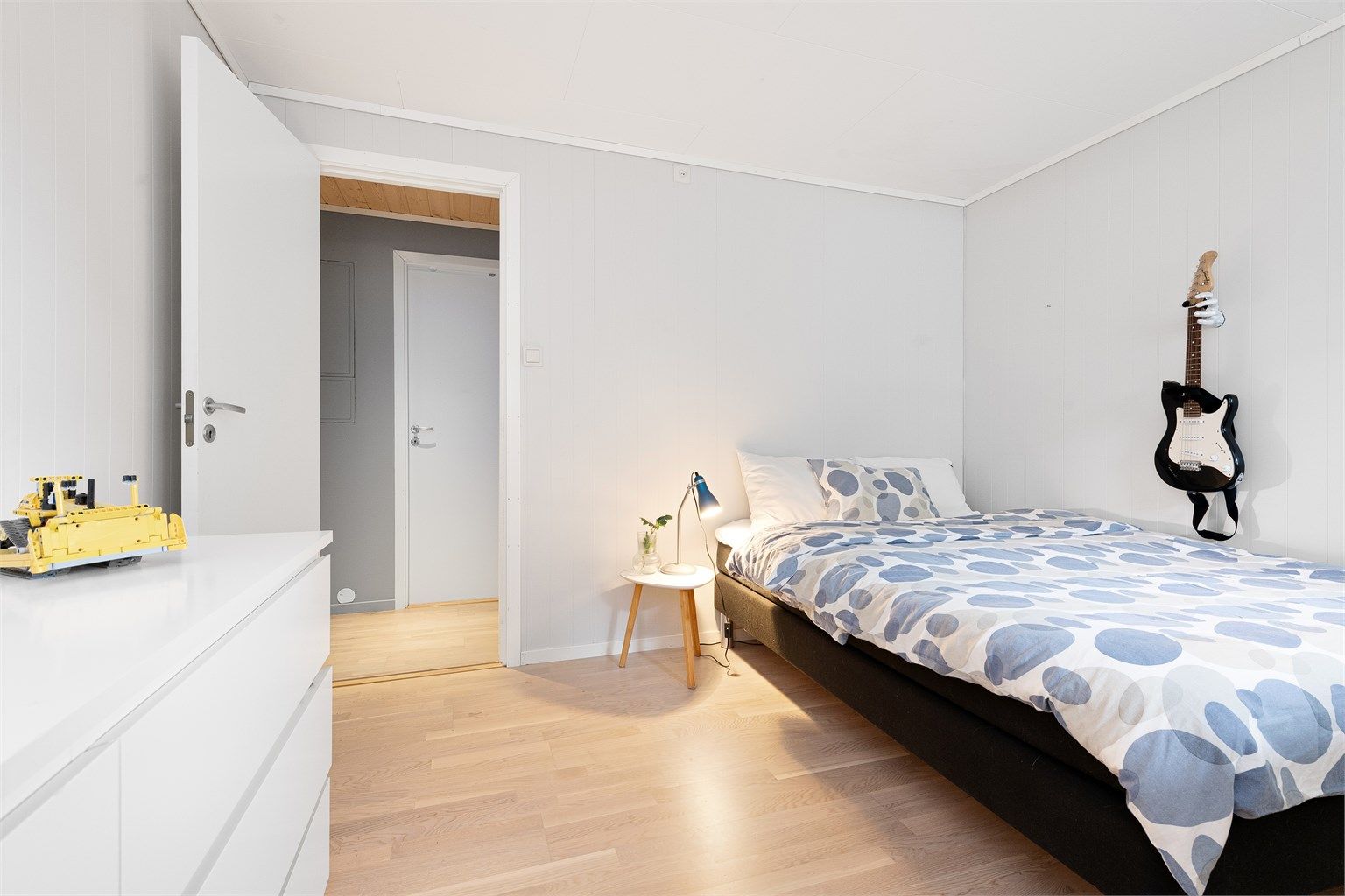 Soverom 2 i underetasjen -  ikke byggemeldt og godkjent