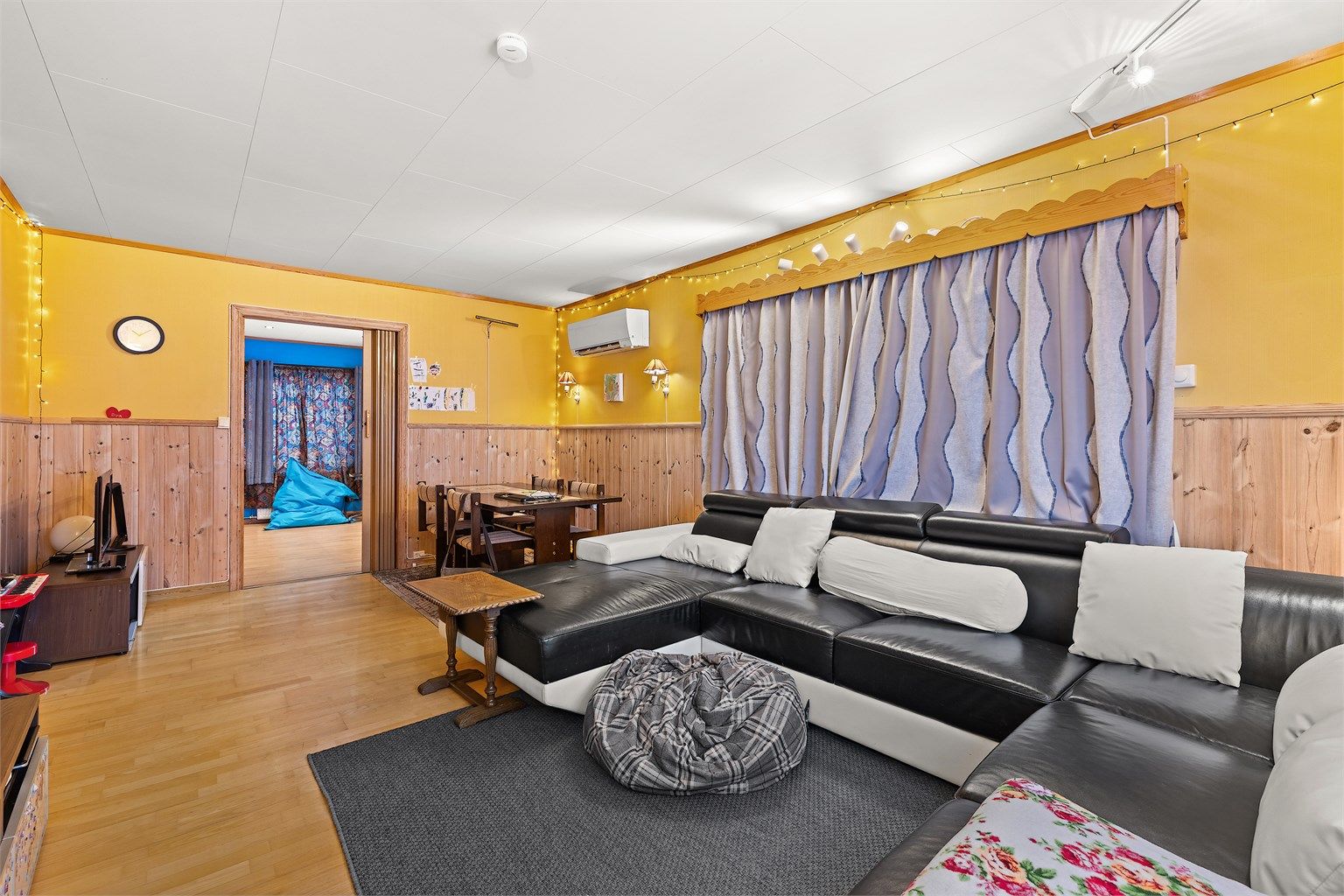 Stue i leilighet mot syd i 1 etg. Foto: Digit Media AS gjelder innebilder