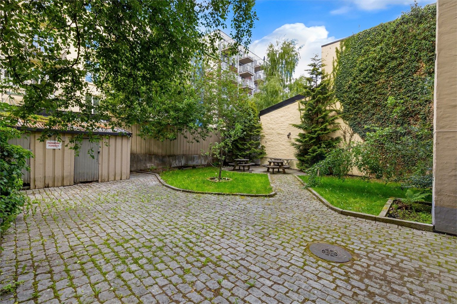 Fra Hesselbergs gate er det gangavstand til alt Grünerløkka har å by på, fra parker til kafeer og butikker.