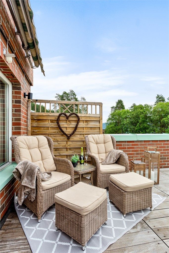 Her kan du nyte lange sommerkvelder - Kort vei til marka med flotte turmuligheter