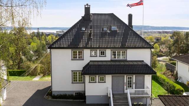 Velkommen til Utsiktsveien 16A, og en fantastisk utsiktseiendom på Jar/Stabekk