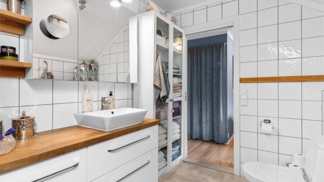 Det er også gulvvarme på badet.