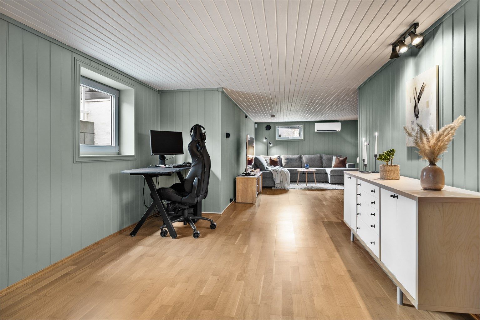 Eksempelvis kan deler av kjellerstue benyttes som hjemmekontor 