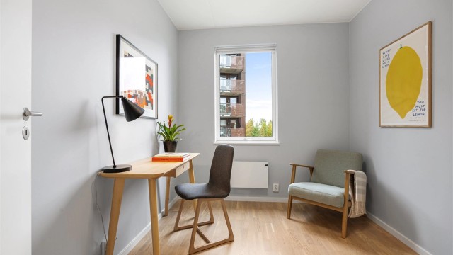 Soverom 2 er innredet som kontor