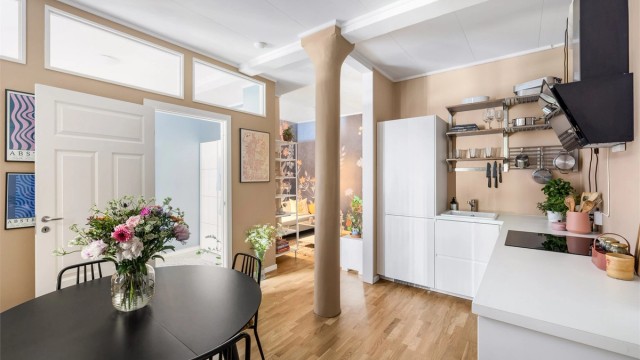 Velkommen til Hesselbergs gate 8 C, en innbydende og lekker 2-roms presentert av Marius Dyngeland Iversen.