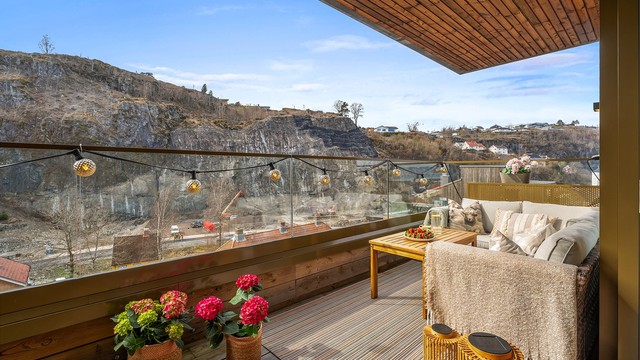 Leiligheten fra 2021 ligger høyt og fritt i øverste boligetasje.
Foto: Tor Harald Johannessen