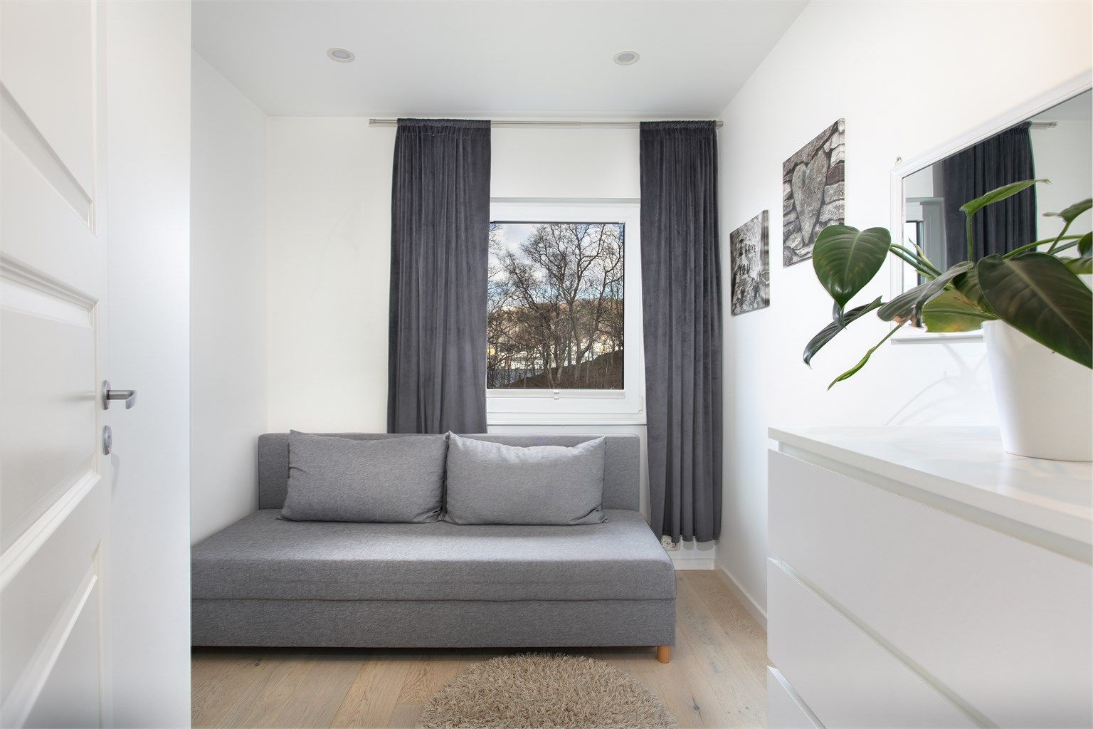 Soverom nr. 2 mot nord (tidligere vaskerom)