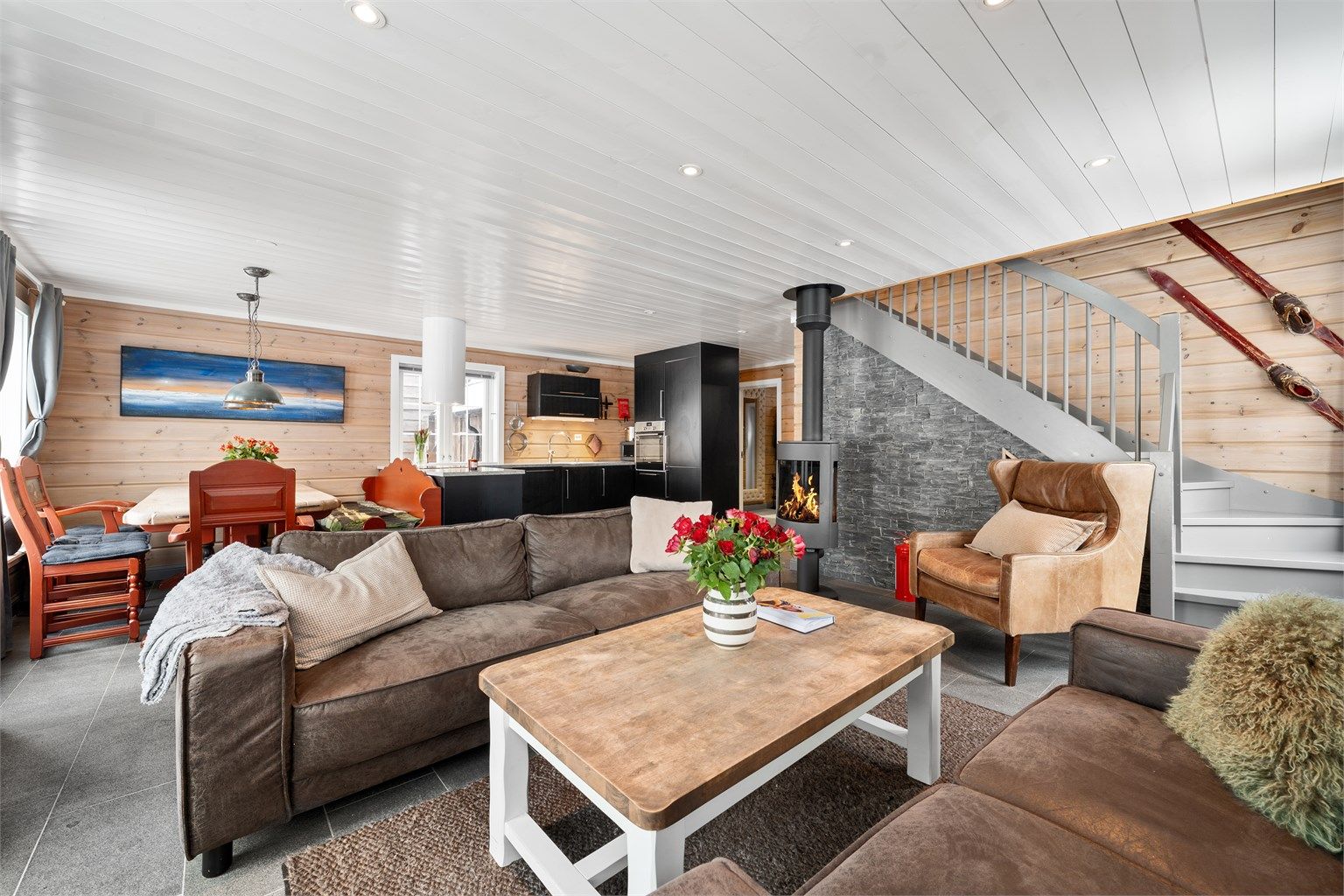 Åpen planløsning, gir rom for sosiale sammenkomster