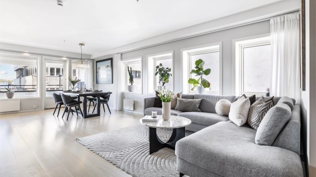 Velkommen til Svaebakken 8 - presentert av Krogsveen. Fotograf; Børge Oppegård.