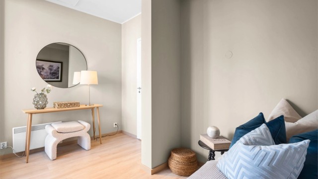Soverom ll: Passer perfekt til kontor, gjesterom eller barnerom.