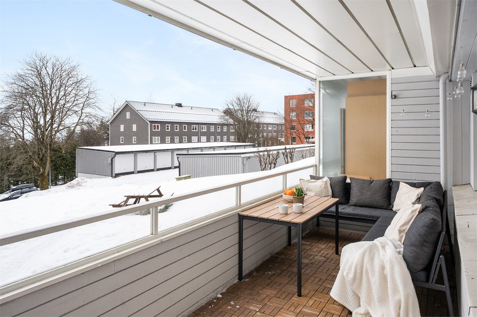 Sørøstvendt balkog med sol "hele dagen"