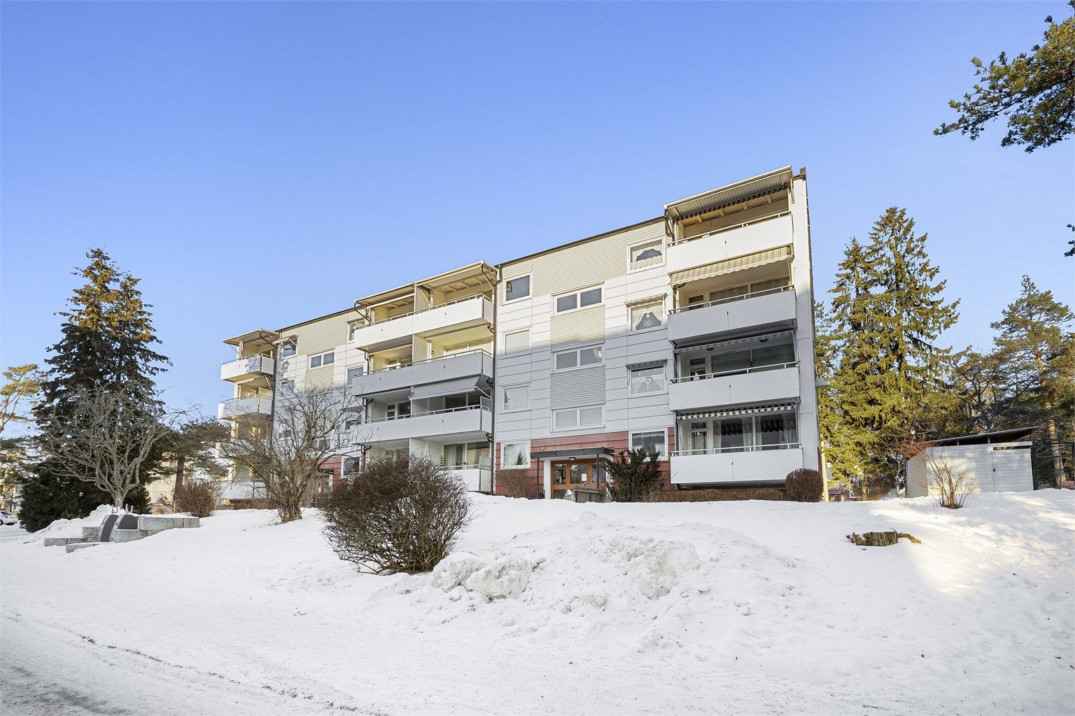 Blokkens fasade fra sørvest.