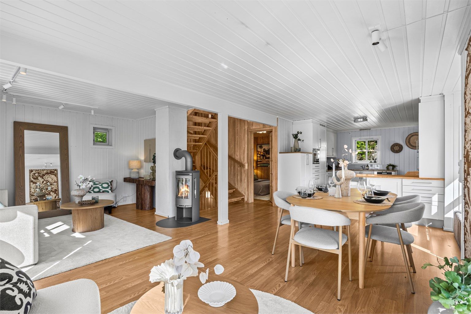 Videre inn i boligen.