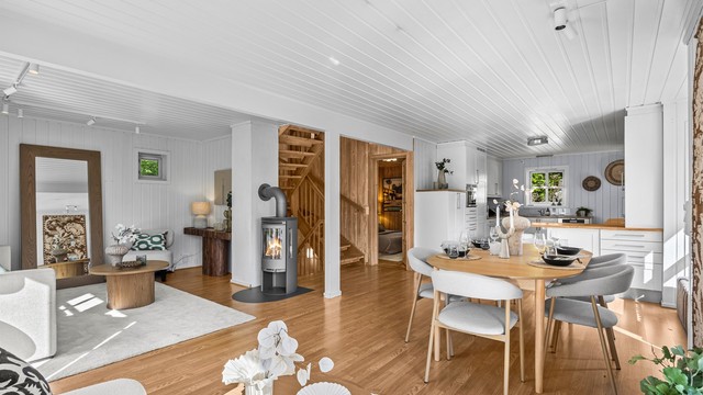 Videre inn i boligen.