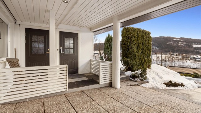 Overbygget inngangsparti