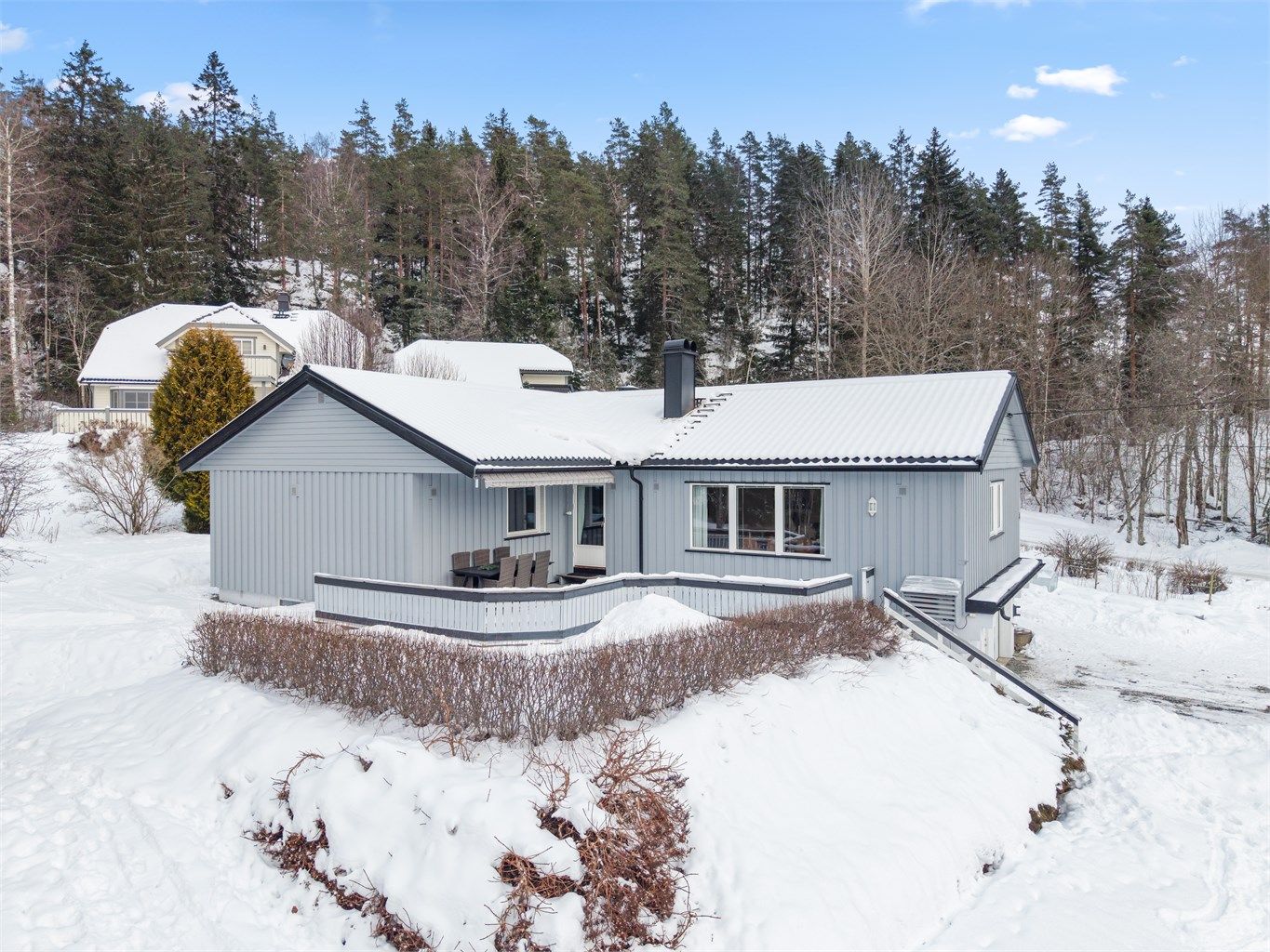 Eiendomsmegler Krogsveen V/Per Inge Hunvik ønsker velkommen til Fjellsrudlia 4!