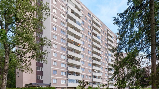 Bølerskogen Borettslag A/L er kjent for sitt gode bomiljø og har "alt" du trenger rett utenfor døren.