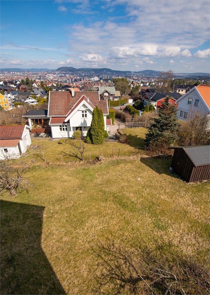 Hagen sett fra balkongen. 