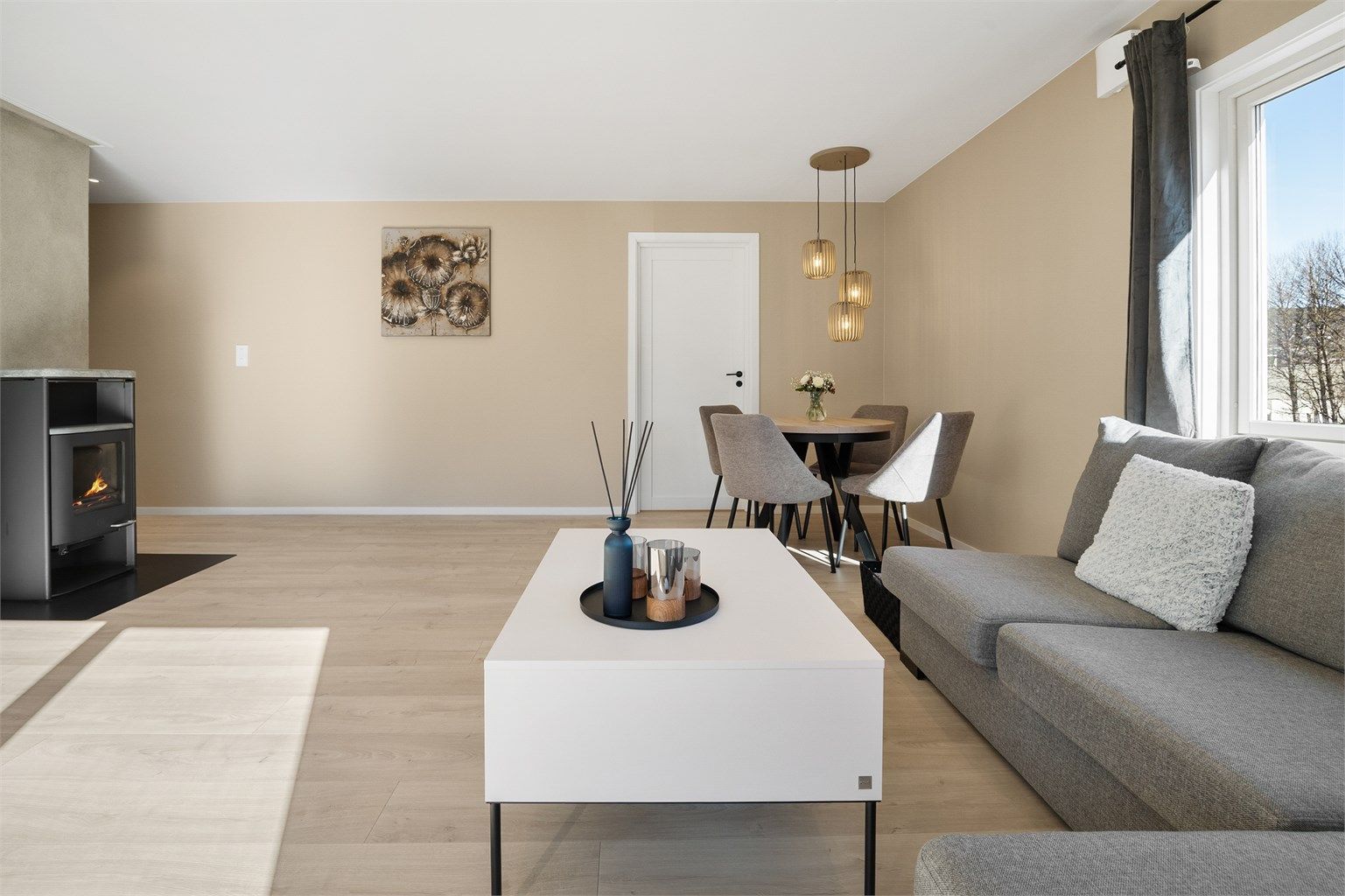 Peisovn i stue for oppvarming 