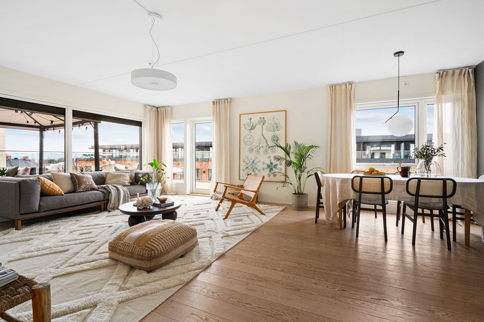 Velkommen til Grønvoll allé 36! Presentert av Eiendomsmegler Krogsveen. 