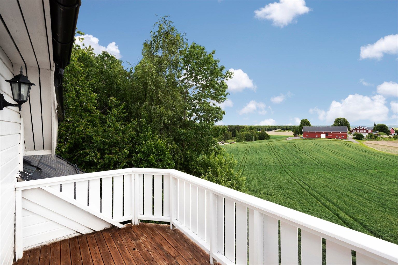 Verandaen utenfor loftstuen måler 6 m².