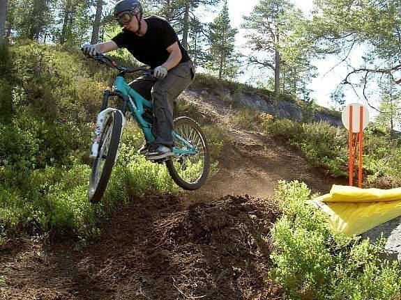 Mange fritidsaktiviteter å finne på i Vrådal - hele året! Terrengsykling er blitt populært