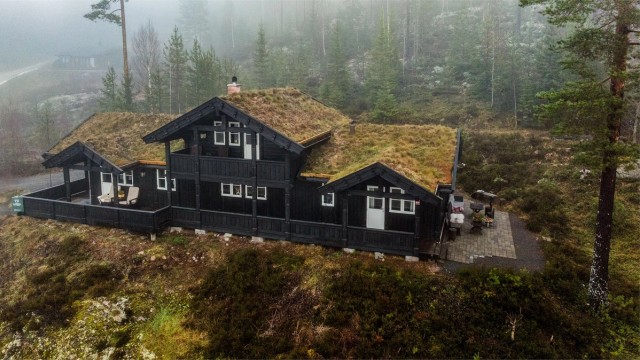 Stor og innholdsrik hytte, som er meget godt ivaretatt