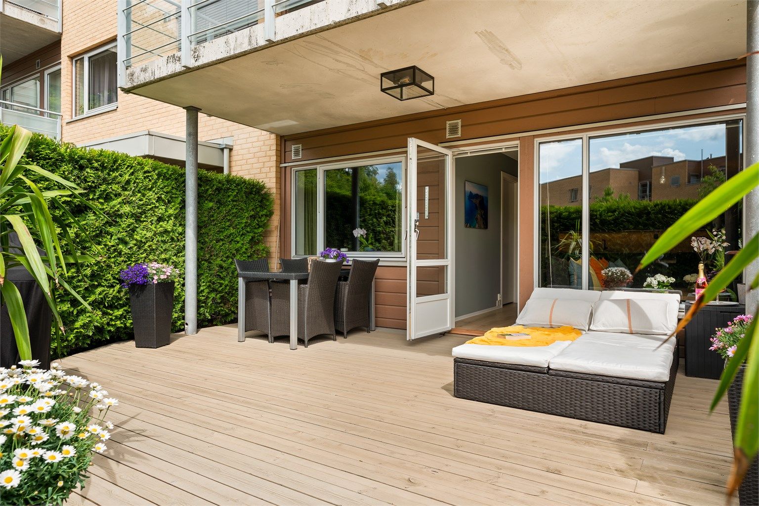 Velkommen til Billingstadlia 7 presentert av Eiendomsmegler Kristoffer Stormfelt!