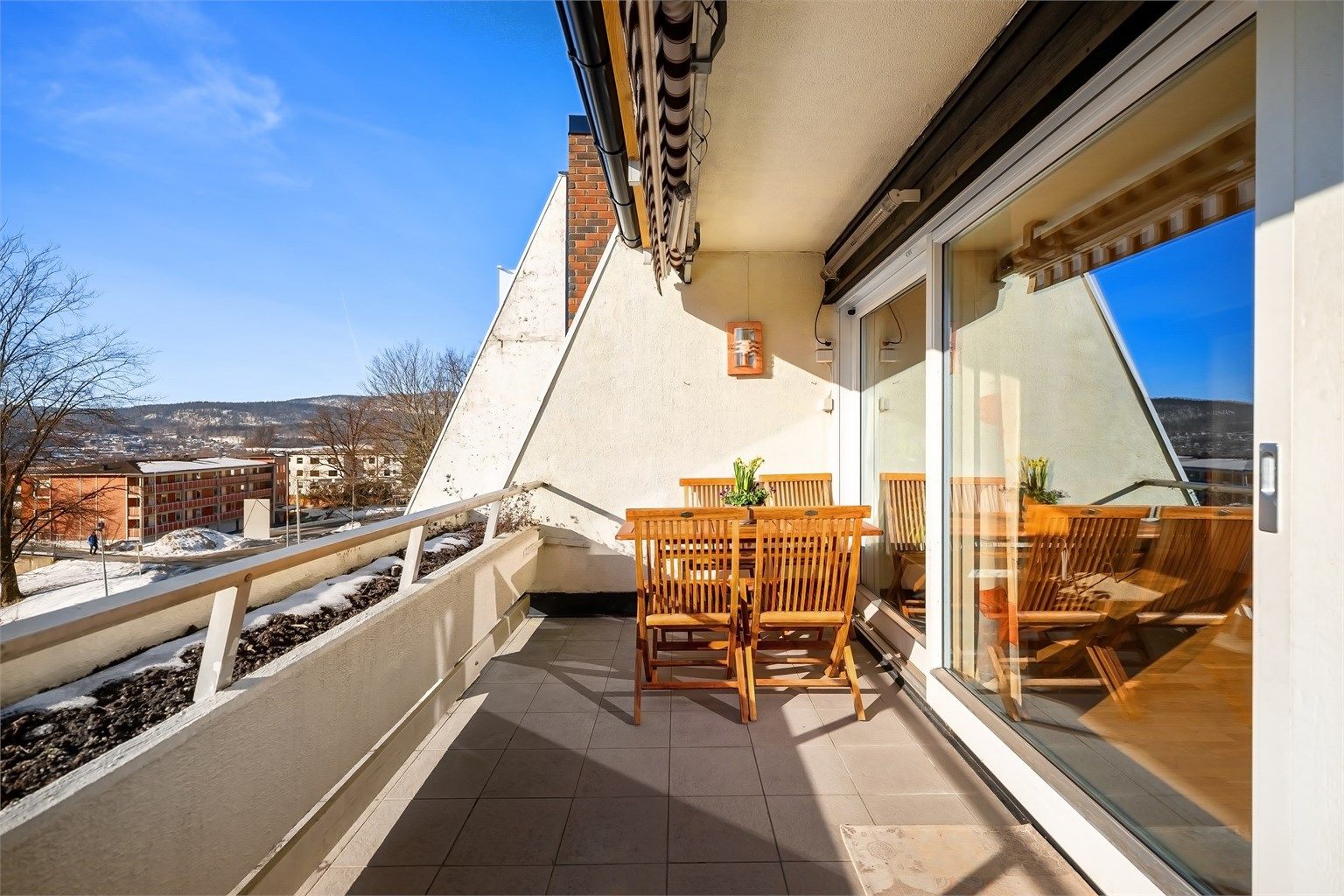 Nydelig, solrik terrasse på 8 kvm