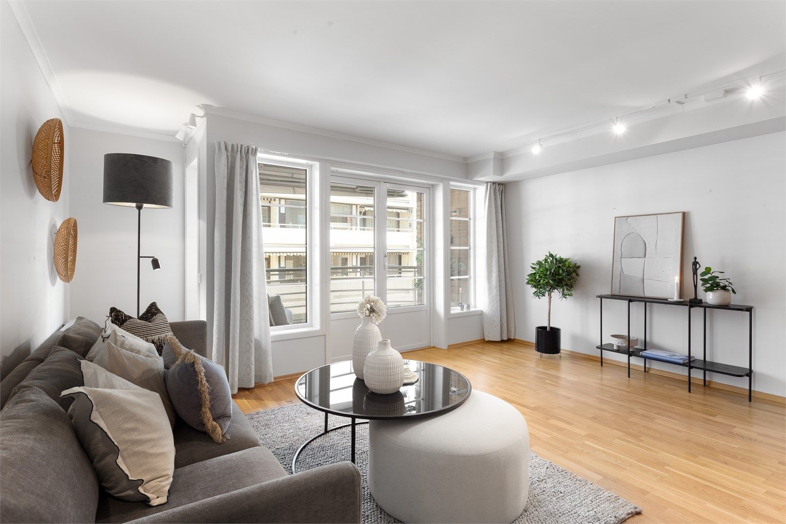 Utgang til uteplass på balkong på 5 kvm