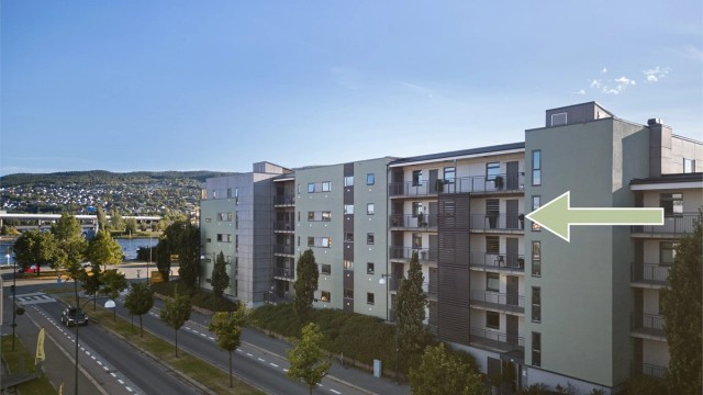 Her bor du med umiddelbar nærhet til både byliv og rekreasjonsområder.