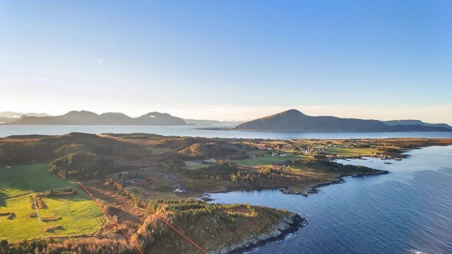 Krogsveen Sunnmøre v/Eiendomsmegler Christian Nogva Aarseth har gleden av å presentere et stort tomteområde på Fjørtofta regulert til fritidsbebyggelse