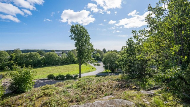 Beliggende høyt med fint utsyn. Fotograf: Kristian Bollæren ved Fotofinish