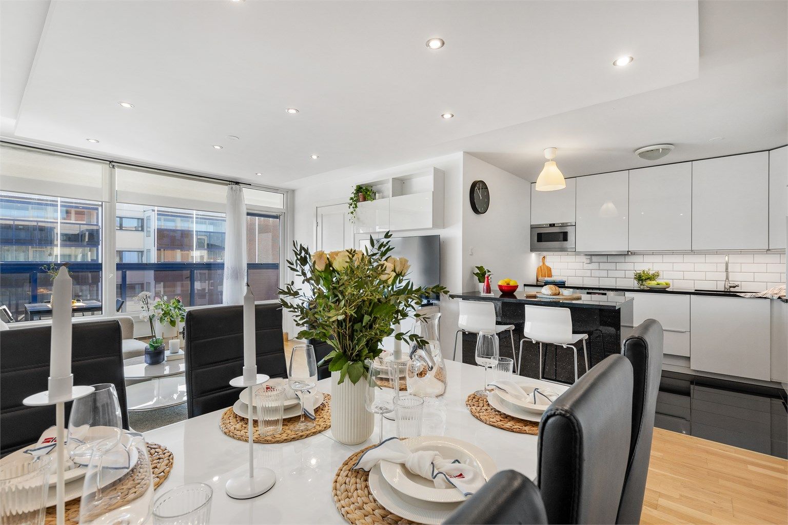 Robin Lauritzen v/ Krogsveen Eiendomsmegling har gleden av å presentere Maria Dehlis vei 59!