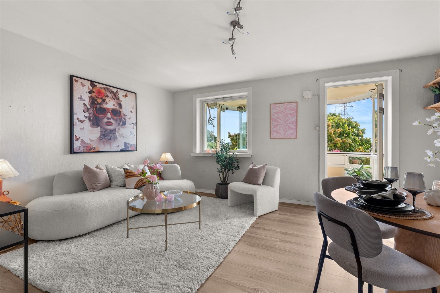 Her kan du møblere med sofa og tilhørende salongbord, samt en TV-seksjon om ønskelig. 