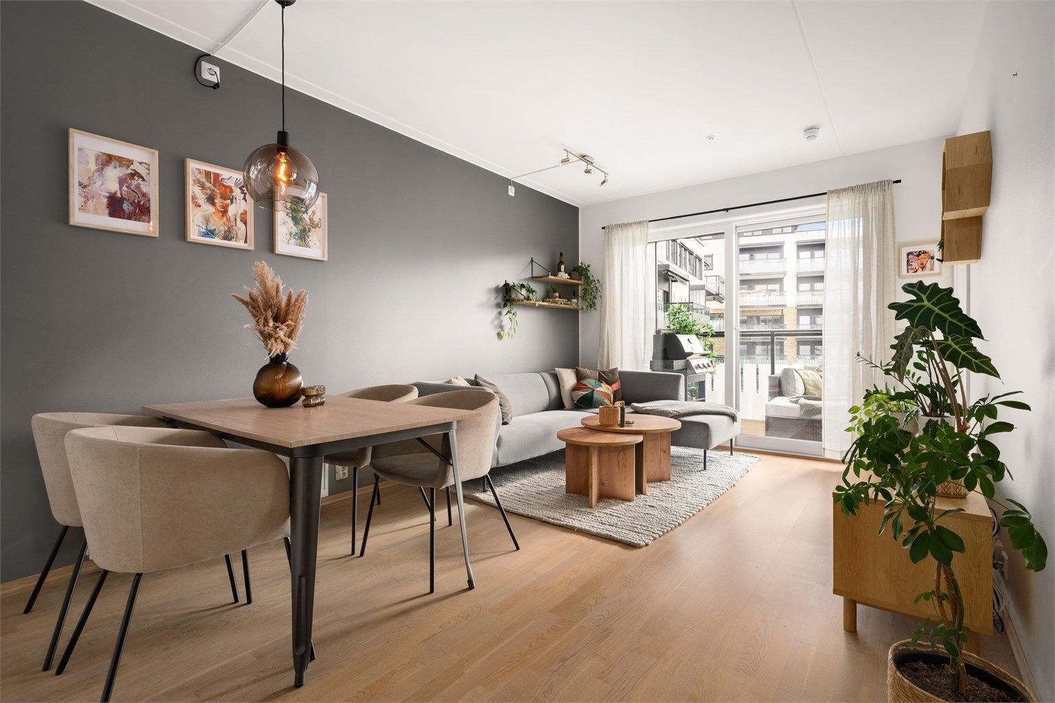 Romslig 2-roms selveier med innvendig bod og lave felleskostnader. 