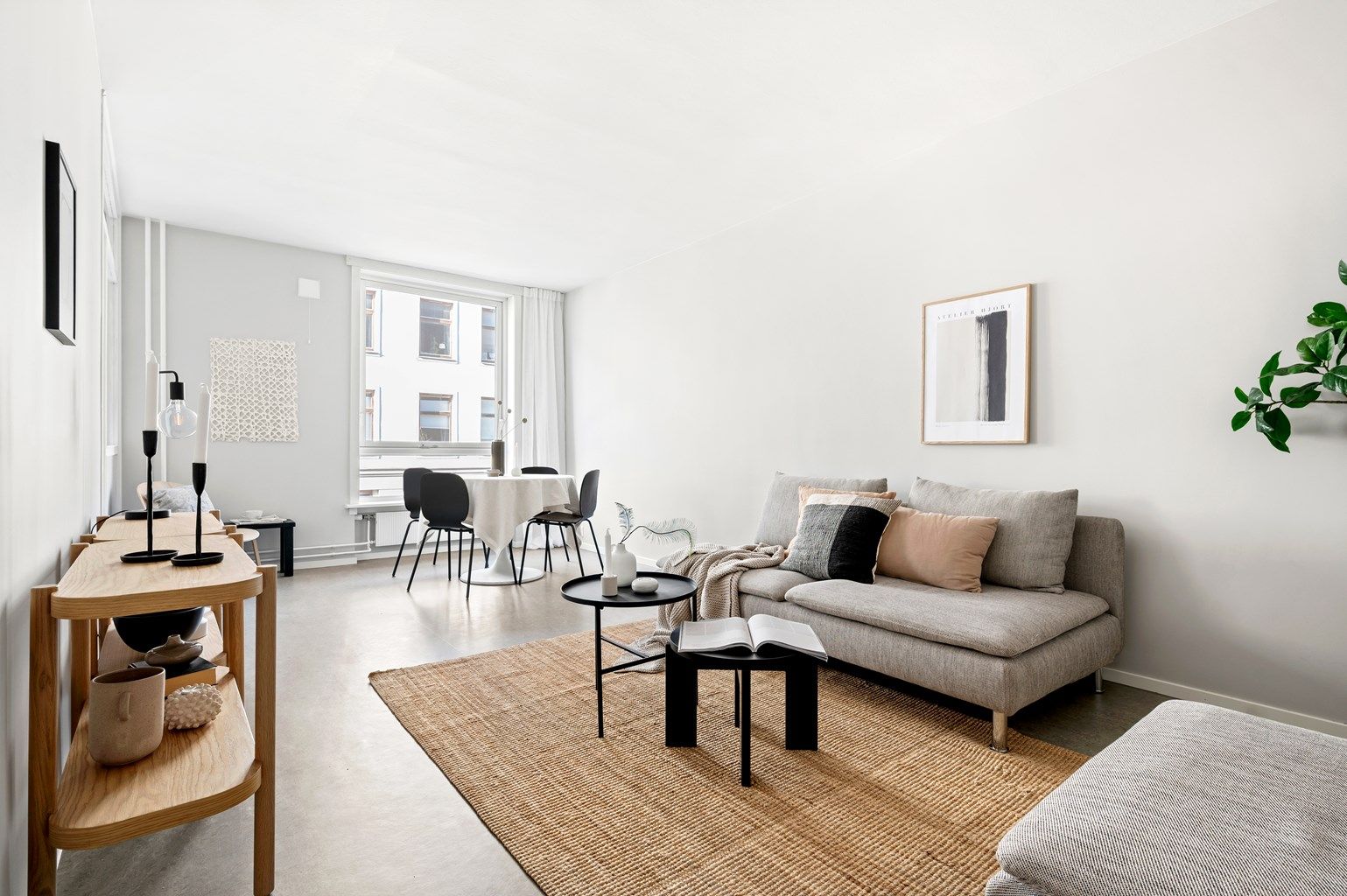 Velkommen til Christies gate 15 på Grünerløkka! Presentert av Eiendomsmegler Krogsveen v/ Emilie Lie. 