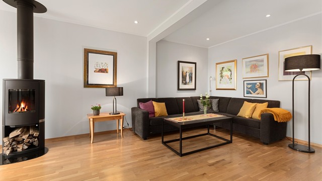 God plass til sofagruppe i stuen - Downlights i taket