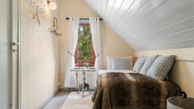 - Soverom 4 -