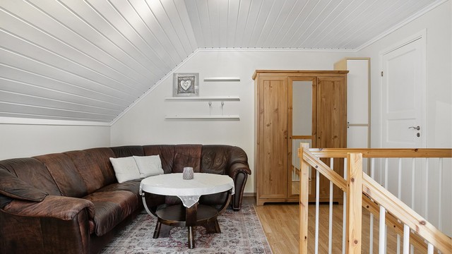 Rom benyttet som loftstue i 2. etasje, (ikke godkjent til varig opphold).