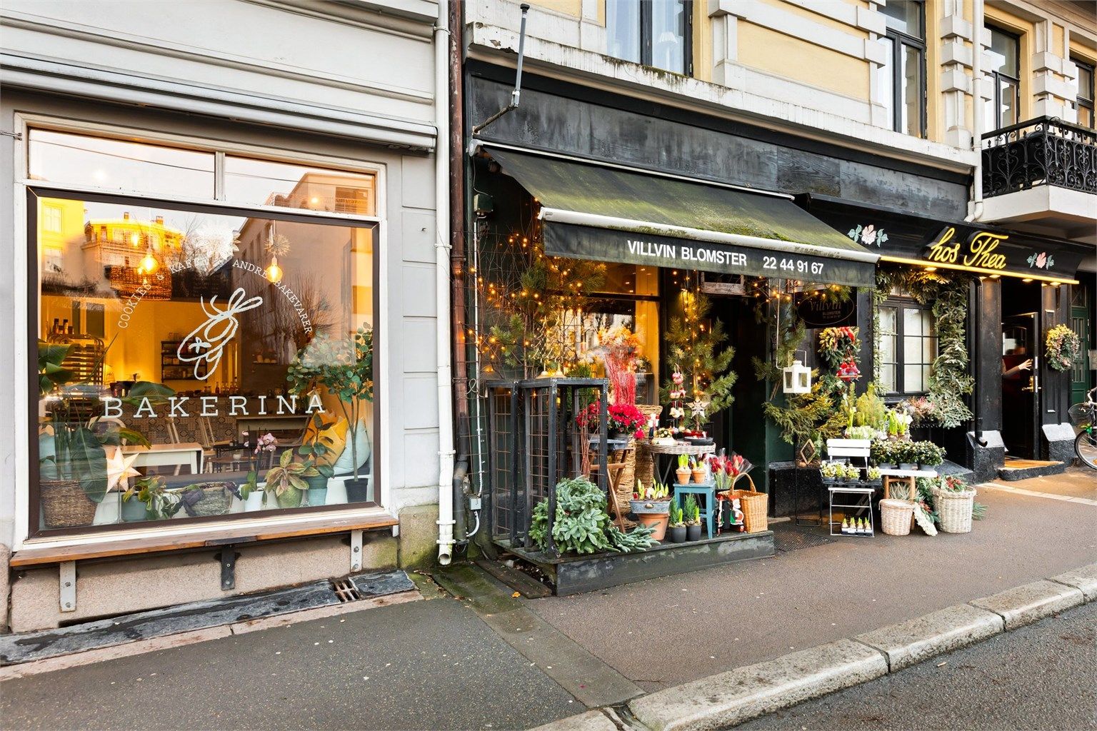 Området rundt leiligheten er kjent for sitt varierte utvalg av lokale restauranter, kafeer og barer, samt eksklusive spesial- og delikatesseforretninger som skiller seg ut fra andre deler av byen. 