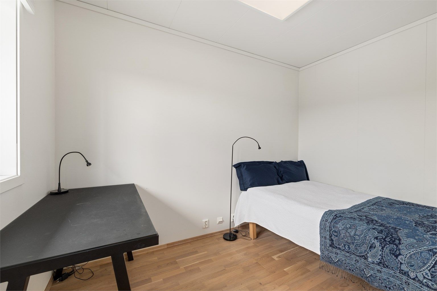 Soverom 2 har også god størrelse og kan også fint brukes som hjemmekontor