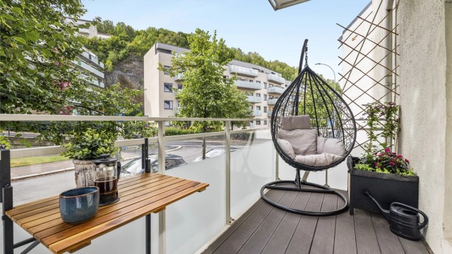 Sindre Nyhus i Krogsveen har gleden av å introdusere en attraktiv og innholdsrik 4-roms leilighet med sentral beliggenhet i Gamlebyen.