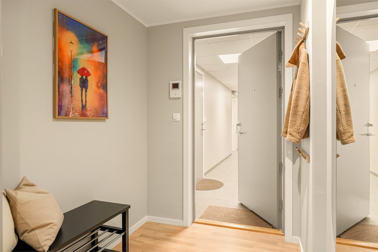 - Velkommen inn -