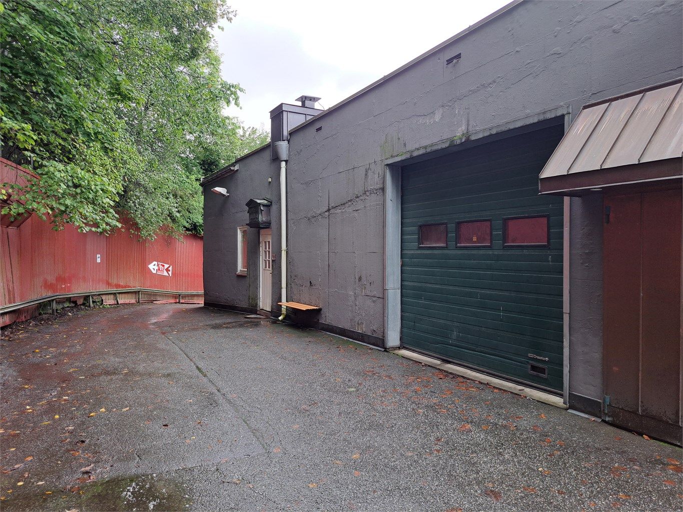 Kjøreport til lokalet på ca 190 kvm. 