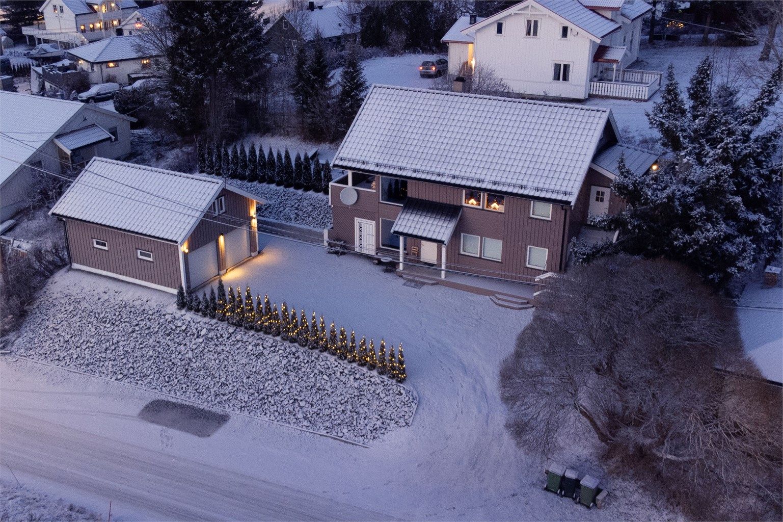 Eiendomsmegler Krogsveen har gleden av å ønske velkommen til Stensboddingvegen 28 og 30! Privat foto fra selger.